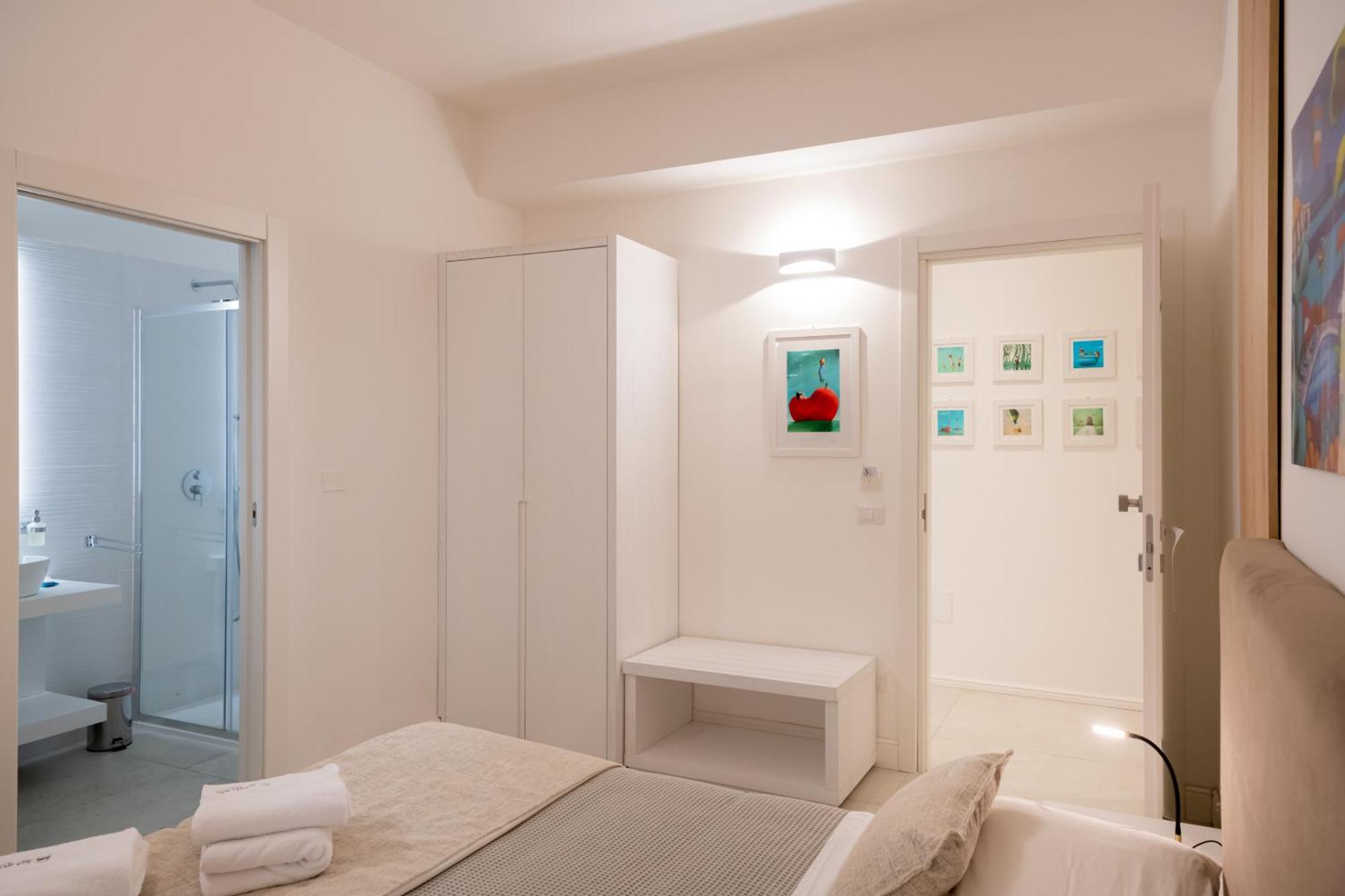 Lo Studio Di Viale Lo Re Camere & Caffe' Lecce Exterior photo